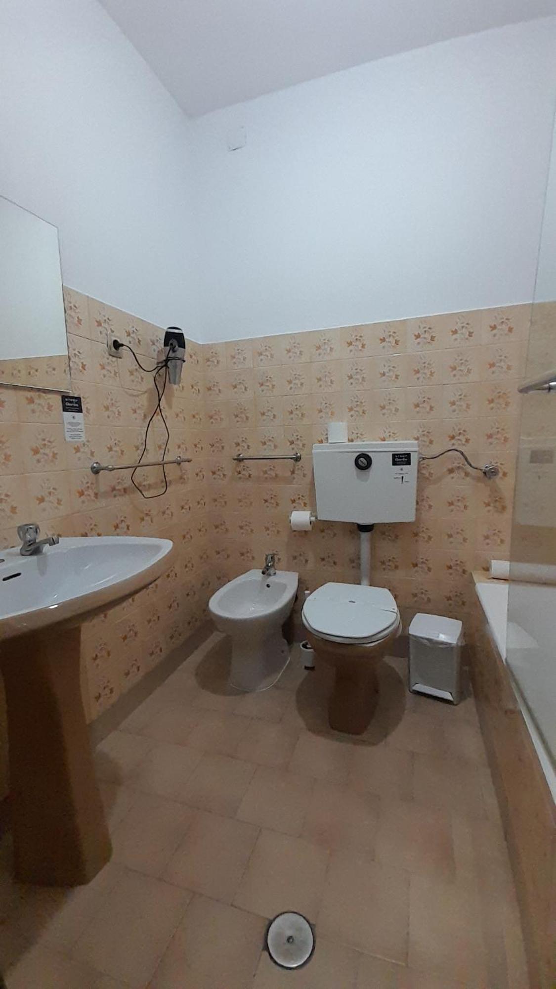 Serrana Герес Номер фото
